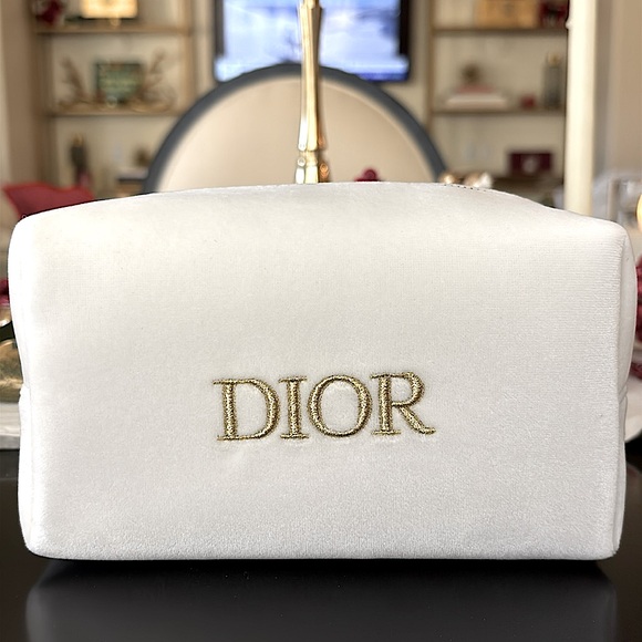 Dior Off White Velvet Makeup Bag with Gold Dior Logo - Picture 2 of 8